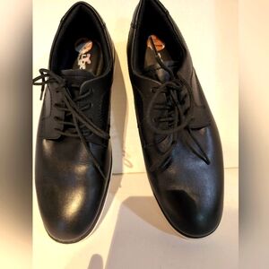 ALDO  Mens BLACK Lace-Up DRESS Shoes SZ.7.5‎